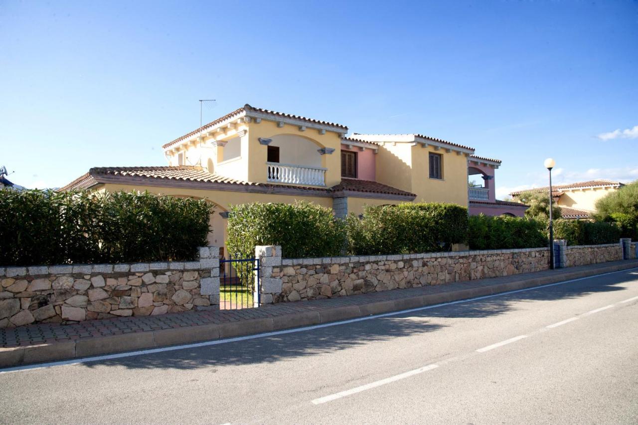 Residence Oasi E Oasi Blu San Teodoro  Exteriér fotografie
