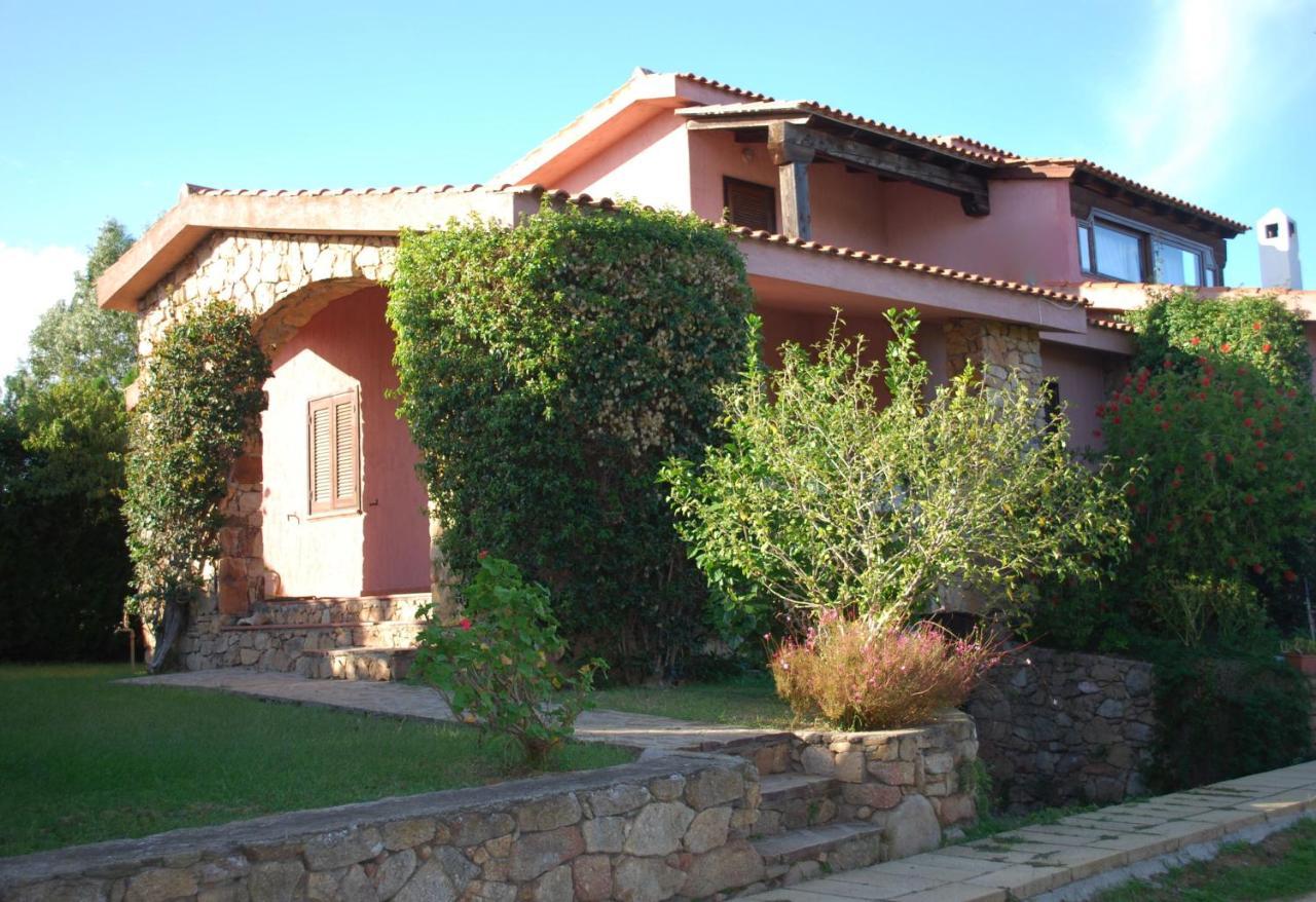 Residence Oasi E Oasi Blu San Teodoro  Exteriér fotografie